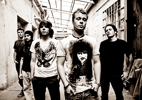 фото группа MOMMA KNOWS BEST